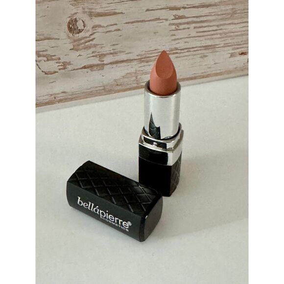 BellaPierre Cosmetics - Mineral‎ Matte Lipstick - Incognito - New - Picture 1 of 5